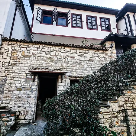 Taraca Gorice - Unesco Quarter Szálloda Berat