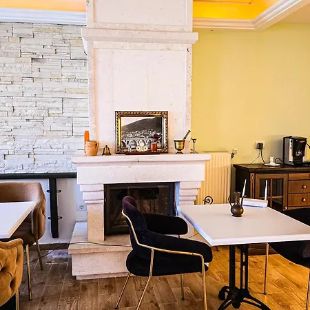 Hotel Taraca Gorice - & Restaurant Unesco Quarter 4*
