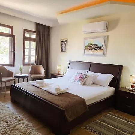 Hotel Taraca Gorice - Unesco Quarter 4*